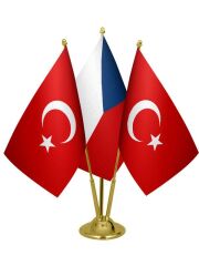 Masa Üstü Çek Cumhuriyeti Bayrağı Türk Bayrağı Üçlü Pirinç Direk Masa Bayrak Seti