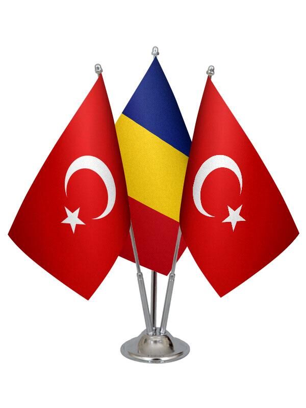 Masa Üstü Romanya Bayrağı Türk Bayrağı Üçlü Krom Direk Masa Bayrak Seti
