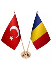 Masa Üstü Romanya Bayrağı Türk Bayrağı İkili Pirinç Direk Masa Bayrak Seti
