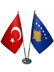Masa Üstü Kosova Bayrağı Türk Bayrağı İkili Krom Direk Masa Bayrak Seti