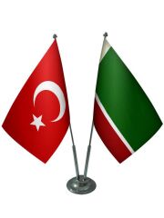 Masa Üstü Çeçenistan Bayrağı Türk Bayrağı İkili Krom Direk Masa Bayrak Seti