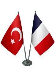 Masa Üstü Fransa Bayrağı Türk Bayrağı İkili Krom Direk Masa Bayrak Seti