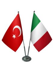 Masa Üstü İtalya Bayrağı Türk Bayrağı İkili Krom Direk Masa Bayrak Seti