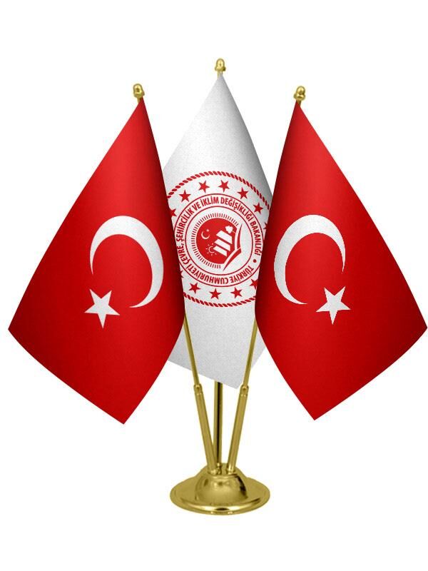 Masa Üstü Çevre Bakanlığı Bayrağı Türk Bayrağı Üçlü Pirinç Direk Masa Bayrak Seti