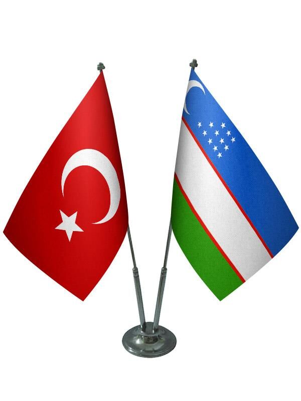 Masa Üstü Özbekistan Bayrağı Türk Bayrağı İkili Krom Direk Masa Bayrak Seti