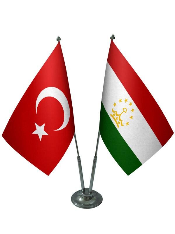 Masa Üstü Tacikistan Bayrağı Türk Bayrağı İkili Krom Direk Masa Bayrak Seti