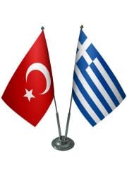 Masa Üstü Yunanistan Bayrağı Türk Bayrağı İkili Krom Direk Masa Bayrak Seti