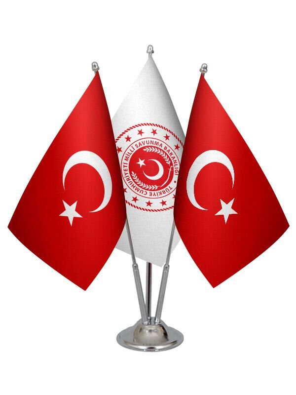 Masa Üstü Milli Savunma Bakanlığı Bayrağı Türk Bayrağı Üçlü Krom Direk Masa Bayrak Seti