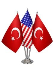 Masa Üstü Amerika Bayrağı Türk Bayrağı Üçlü Krom Direk Masa Bayrak Seti