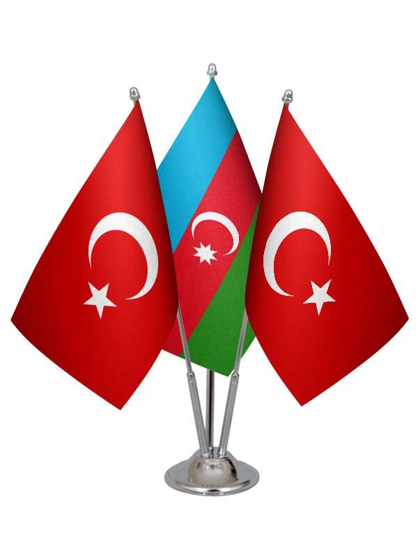 Masa Üstü Azerbaycan Bayrağı Türk Bayrağı Üçlü Krom Direk Masa Bayrak Seti