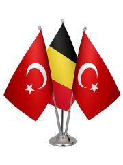 Masa Üstü Belçika Bayrağı Türk Bayrağı Üçlü Krom Direk Masa Bayrak Seti