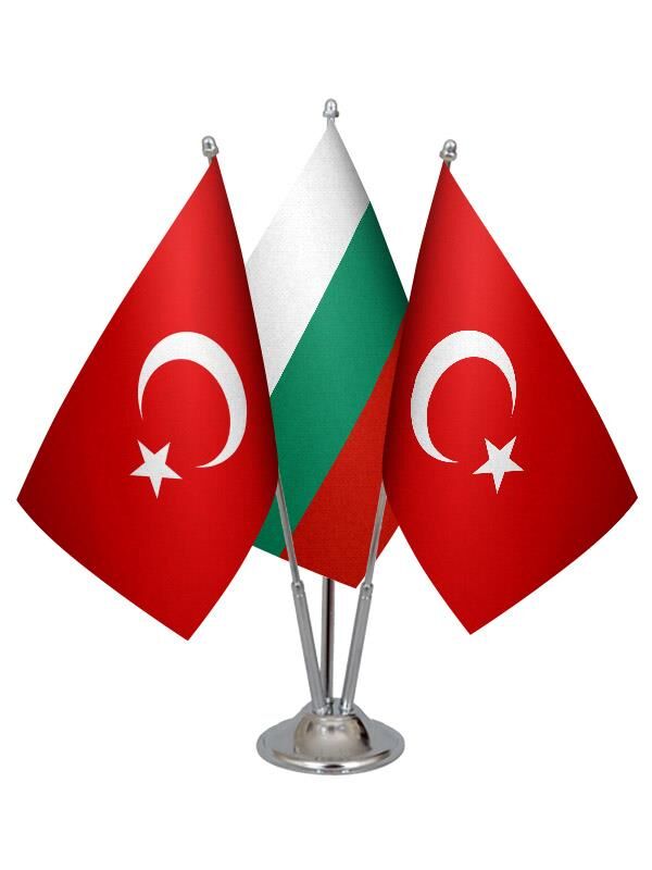 Masa Üstü Bulgaristan Bayrağı Türk Bayrağı Üçlü Krom Direk Masa Bayrak Seti