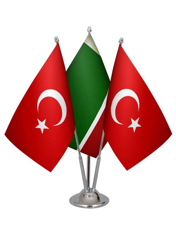 Masa Üstü Çeçenistan Bayrağı Türk Bayrağı Üçlü Krom Direk Masa Bayrak Seti