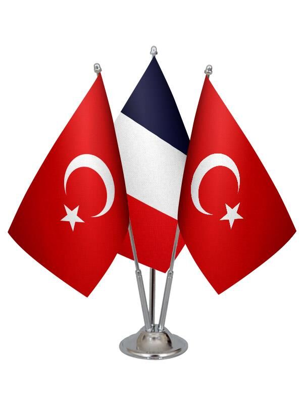 Masa Üstü Fransa Bayrağı Türk Bayrağı Üçlü Krom Direk Masa Bayrak Seti