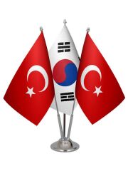 Masa Üstü Güney Kore Bayrağı Türk Bayrağı Üçlü Krom Direk Masa Bayrak Seti