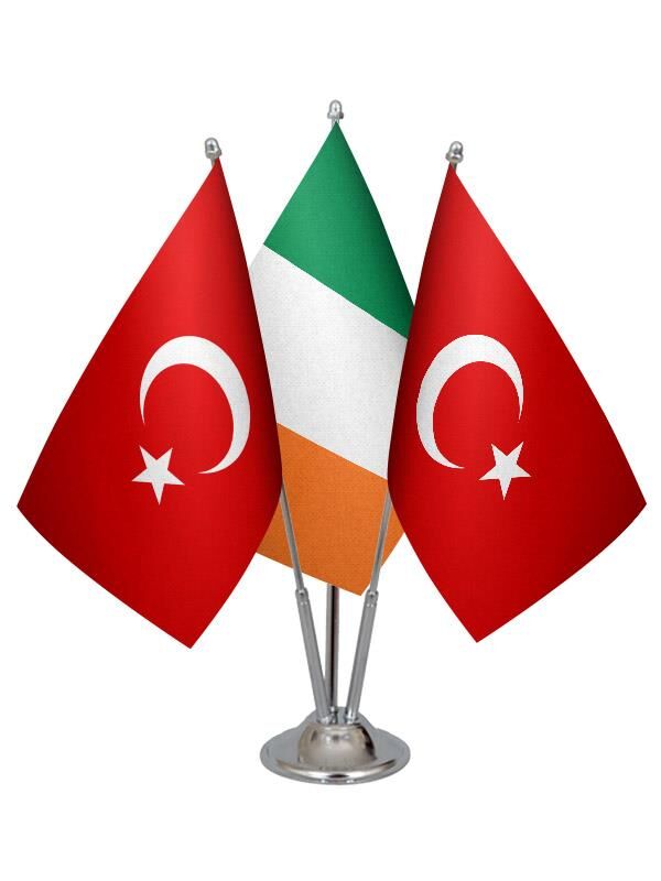 Masa Üstü İrlanda Bayrağı Türk Bayrağı Üçlü Krom Direk Masa Bayrak Seti
