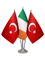 Masa Üstü İrlanda Bayrağı Türk Bayrağı Üçlü Krom Direk Masa Bayrak Seti