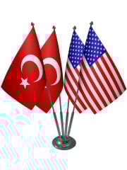 Masa Üstü ABD Amerika Bayrağı Türk Bayrağı Dörtlü Krom Direk Masa Bayrak Seti