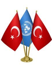 Masa Üstü Birleşmiş Milletler Bayrağı Türk Bayrağı Üçlü Pirinç Direk Masa Bayrak Seti