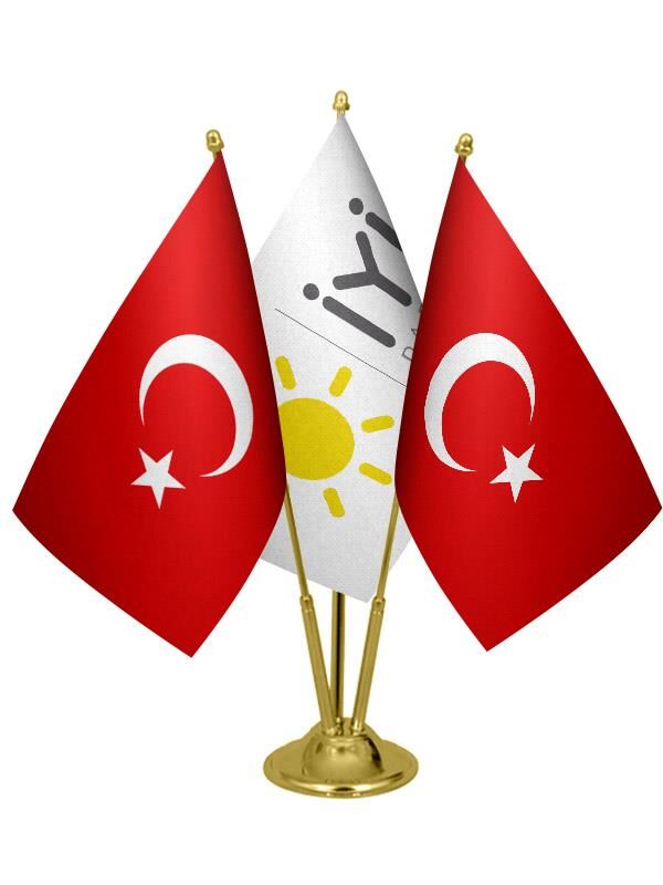 Masa Üstü İyi Parti Bayrağı Türk Bayrağı Üçlü Pirinç Direk Masa Bayrak Seti