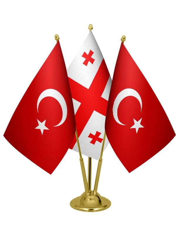Masa Üstü Gürcistan Bayrağı Türk Bayrağı Üçlü Pirinç Direk Masa Bayrak Seti