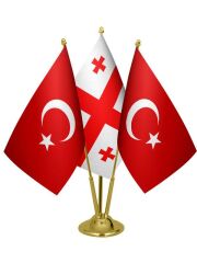 Masa Üstü Gürcistan Bayrağı Türk Bayrağı Üçlü Pirinç Direk Masa Bayrak Seti