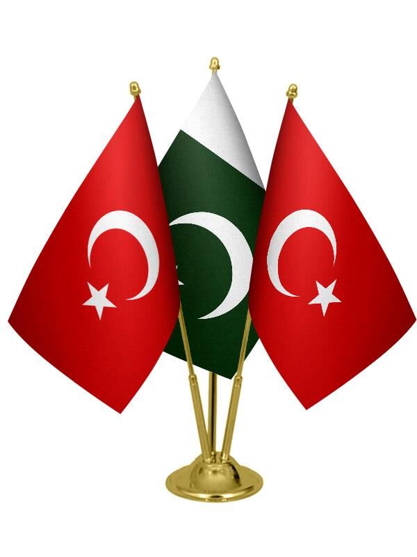 Masa Üstü Pakistan Bayrağı Türk Bayrağı Üçlü Pirinç Direk Masa Bayrak Seti