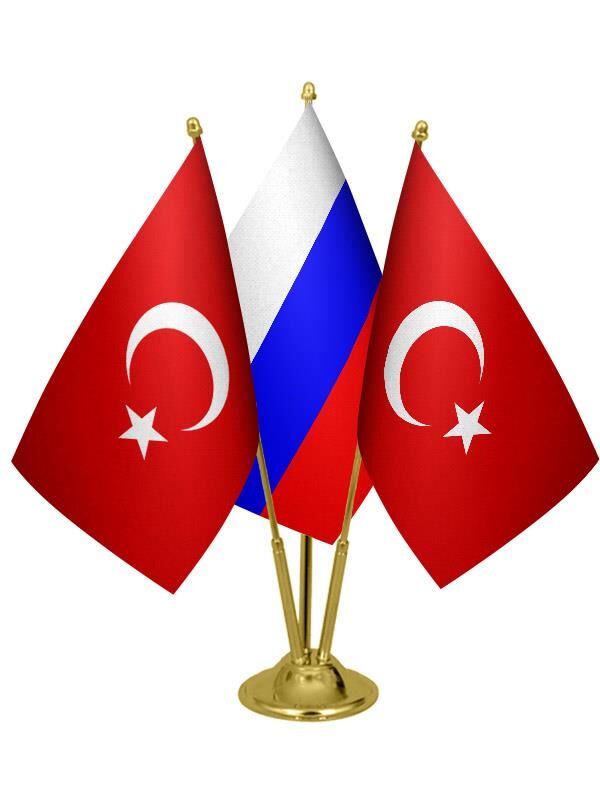 Masa Üstü Rusya Bayrağı Türk Bayrağı Üçlü Pirinç Direk Masa Bayrak Seti