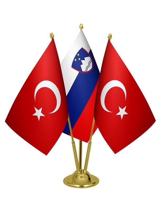Masa Üstü Slovenya Bayrağı Türk Bayrağı Üçlü Pirinç Direk Masa Bayrak Seti