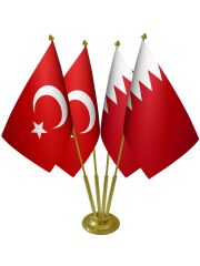 Masa Üstü Bahreyn Bayrağı Türk Bayrağı Dörtlü Pirinç Direk Masa Bayrak Seti