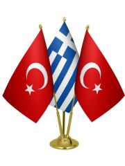 Masa Üstü Yunanistan Bayrağı Türk Bayrağı Üçlü Pirinç Direk Masa Bayrak Seti