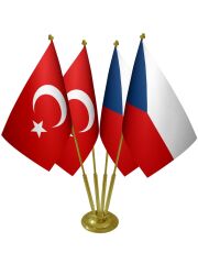 Masa Üstü Çek Cumhuriyeti Bayrağı Türk Bayrağı Dörtlü Pirinç Direk Masa Bayrak Seti