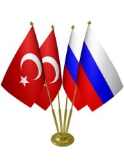 Masa Üstü Rusya Bayrağı Türk Bayrağı Dörtlü Pirinç Direk Masa Bayrak Seti