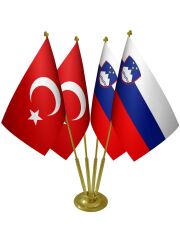 Masa Üstü Slovenya Bayrağı Türk Bayrağı Dörtlü Pirinç Direk Masa Bayrak Seti