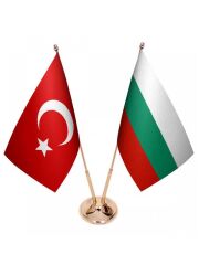 Masa Üstü Bulgaristan Bayrağı Türk Bayrağı İkili Pirinç Direk Masa Bayrak Seti