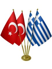 Masa Üstü Yunanistan Bayrağı Türk Bayrağı Dörtlü Pirinç Direk Masa Bayrak Seti