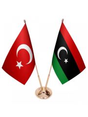 Masa Üstü Libya Bayrağı Türk Bayrağı İkili Pirinç Direk Masa Bayrak Seti