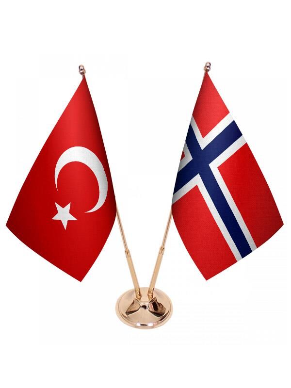 Masa Üstü Norveç Bayrağı Türk Bayrağı İkili Pirinç Direk Masa Bayrak Seti