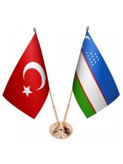 Masa Üstü Özbekistan Bayrağı Türk Bayrağı İkili Pirinç Direk Masa Bayrak Seti