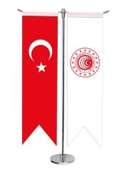 Masa Üstü Kırlangıç Ticaret Bakanlığı + Türk Bayrağı + Krom T Direk Masa Bayrak Seti